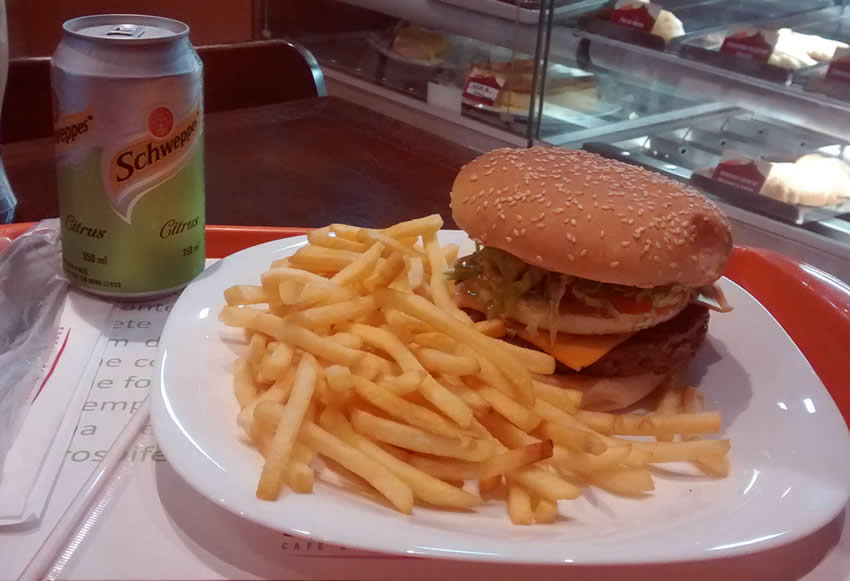 Le Max – Hambúrguer tradicional de primeira!